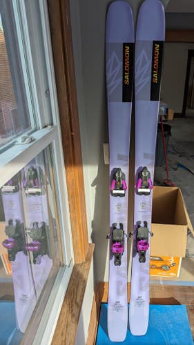 2024 Salomon QST 106 189cm +Strive 16 MN bindings