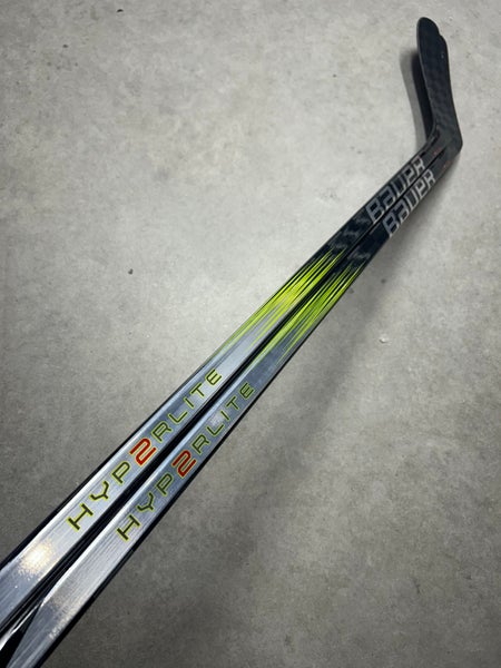 2 Pack 77 Flex P88 Senior Bauer Vapor Hyperlite 2 Left Hand Hockey Stick (New)