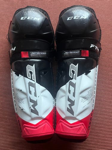 Junior CCM JetSpeed FT4 12" Shin Pads (Used)
