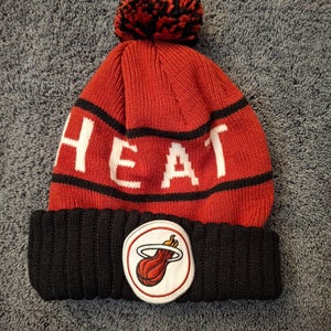 Miami Heat Logo Winter Beanie Pom Hat