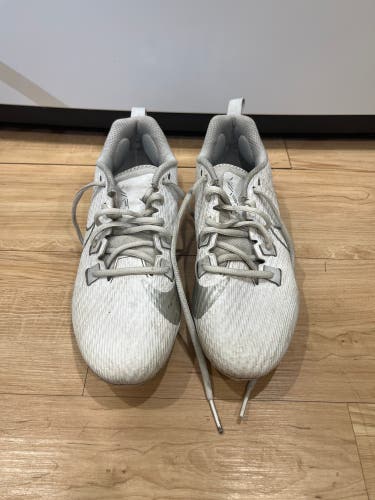 White Men's Size M 8.0 (W 9.0) Adult Nike Vapor Edge Speed 360 (Used)