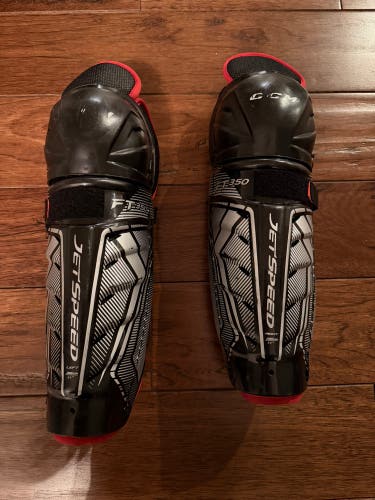Junior CCM JetSpeed FT350 11" Shin Pads (Used)