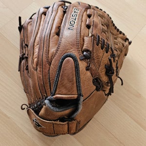 Easton NE14 Oil Tanned RH Outfielder Glove 14in (Used)