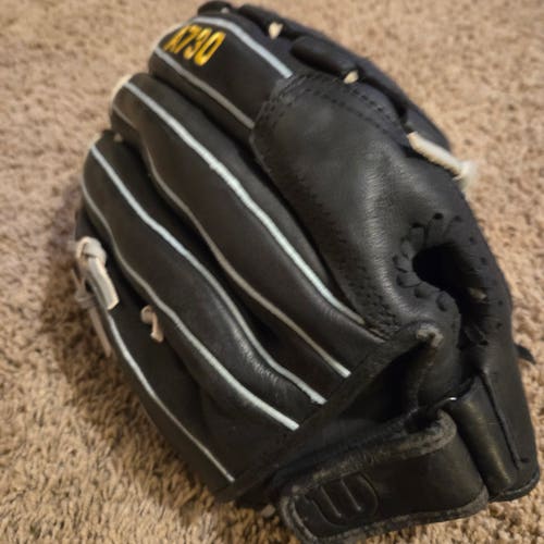 Wilson RH A730 Softball Glove 14" with Ecco leather. Game Ready