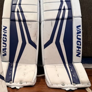 31" Vaughn Velocity Goalie Leg Pads (Used)