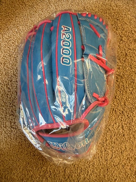 Brand new Wilson A2000® B2 12" Pitcher's Baseball Glove
