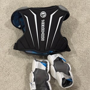 Small Adult Maverik Charger Shoulder Pads (Used)