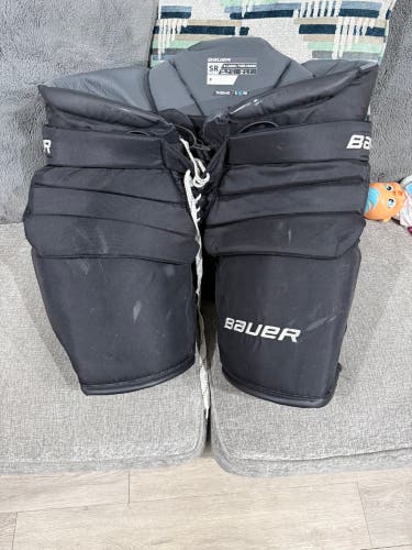 Senior XL Bauer Supreme Pro Hockey Goalie Pants (Used)