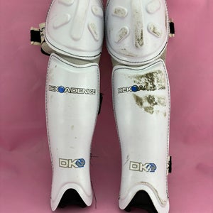 Dekadence DK3 Ball Hockey Shin Pads SR 13"