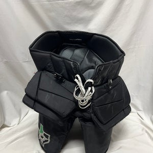 Oettinger Vaughn SLR4 Pro Carbon Hockey Goalie Pants Pro Stock (Used)