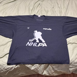 Black Goalie Cut Men's Warrior Jersey (Used)