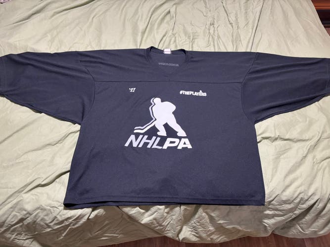 Black Goalie Cut Men's Warrior Jersey (Used)