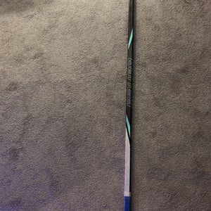Senior Hockey Stick P28 77 Flex (Used)