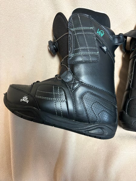 Size M 4.0 (W 5.0) K2 Veil Snowboard Boots (Used)