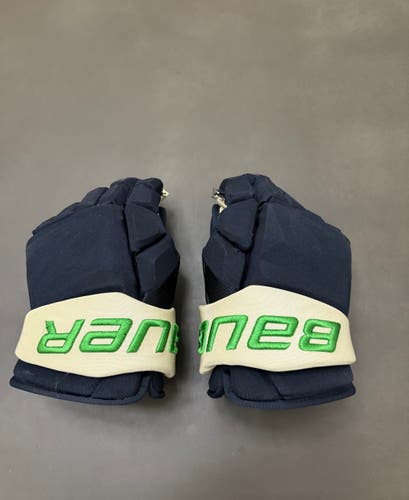 Canucks reverse retro Bauer Bauer X Gloves 15" Pro Stock (Used)