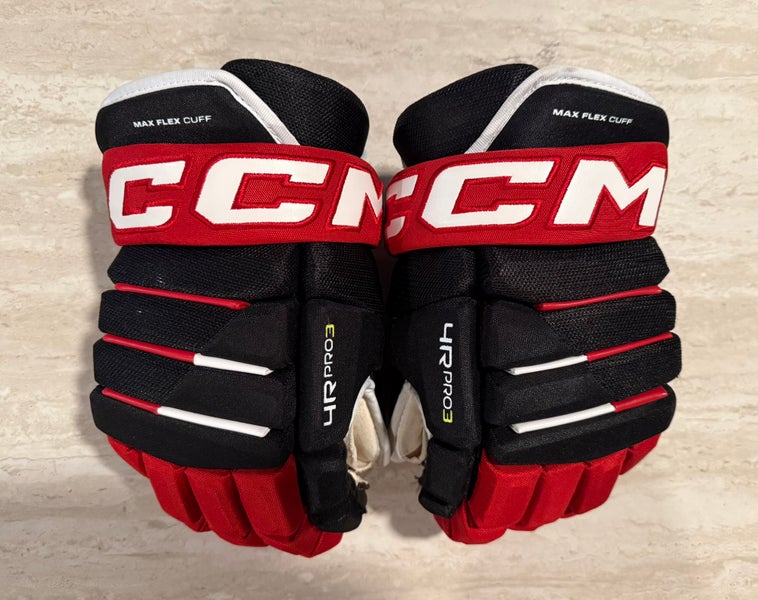 CCM Tacks 4 Roll Pro Gloves
