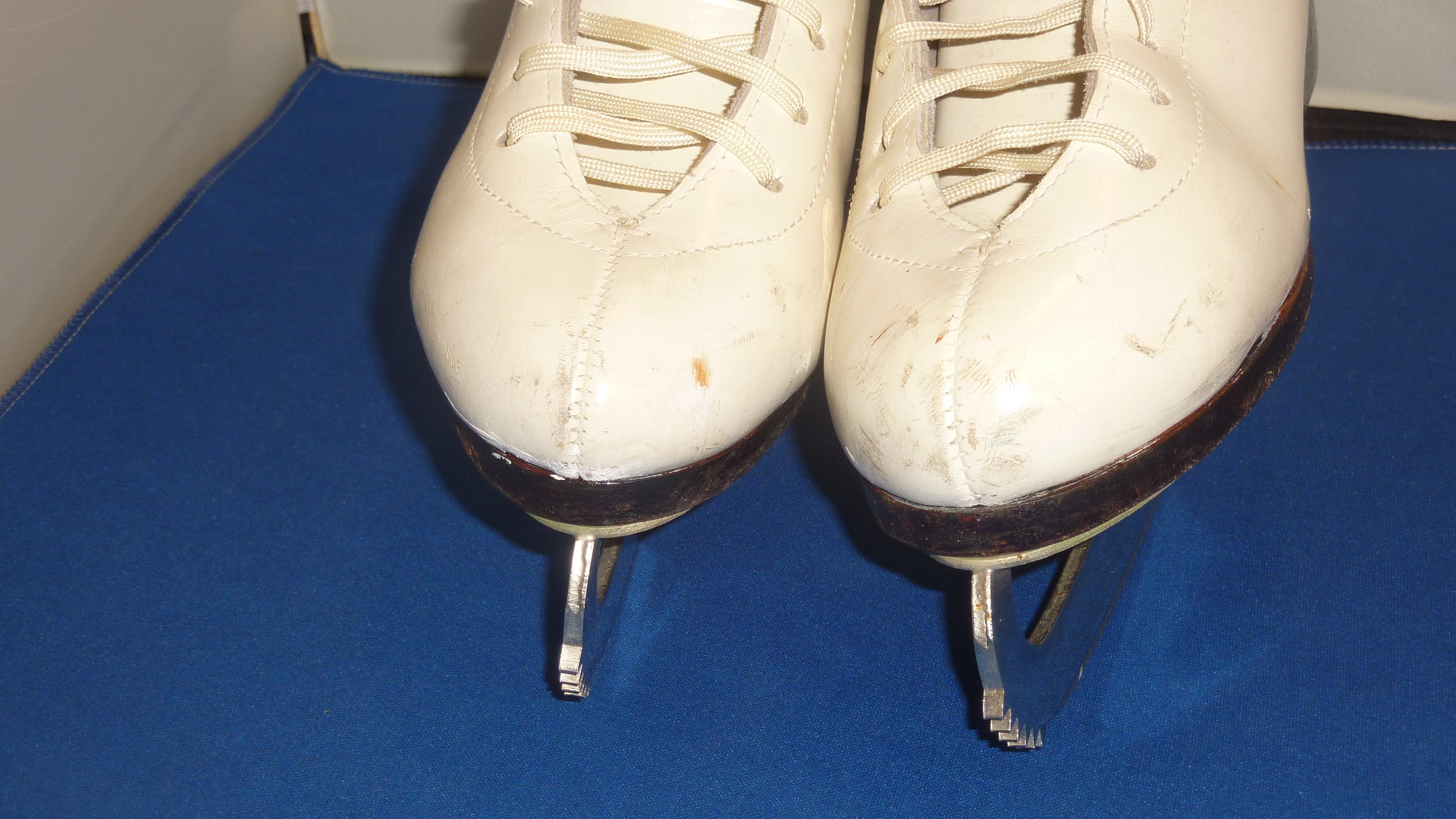 Las mejores ofertas en Riedell Patines de hielo para De mujer | eBay