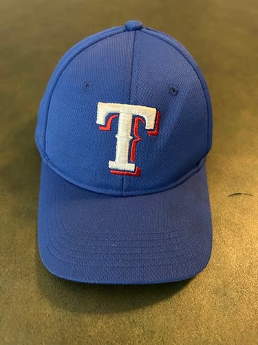 (New) Texas Rangers Baseball Cap by Team MLB