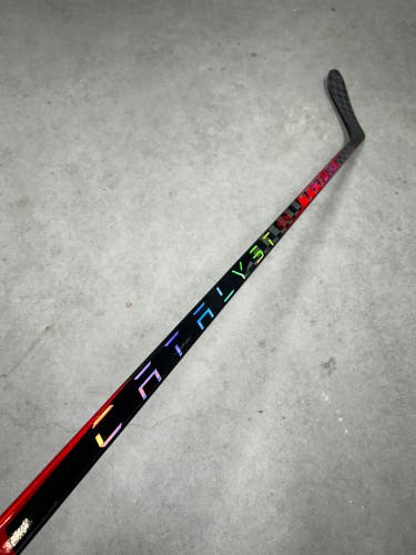 80 Flex P28 Senior True Catalyst 9x Left Hand Hockey Stick Pro Stock (New)