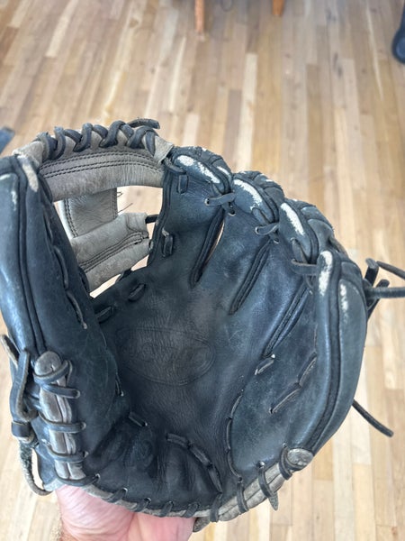 Wilson A2000 1786 RH Infield Baseball Glove 10.5" (Used)