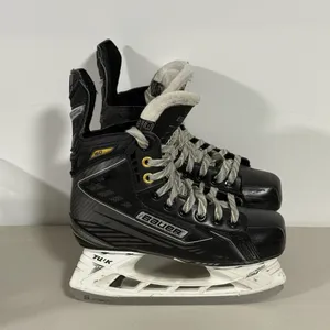 Bauer Supreme S160 Hockey Skates Extra Wide Width Size 3.5 EE (Used)