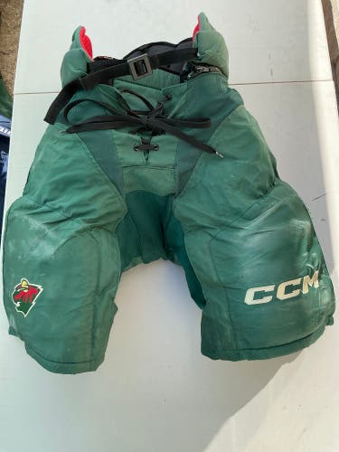 Wild Senior Medium CCM HP45X Hockey Pants Pro Stock (Used) 6285