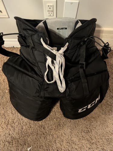Pro Stock Medium CCM HPG 12A Hockey Goalie Pants (Used)