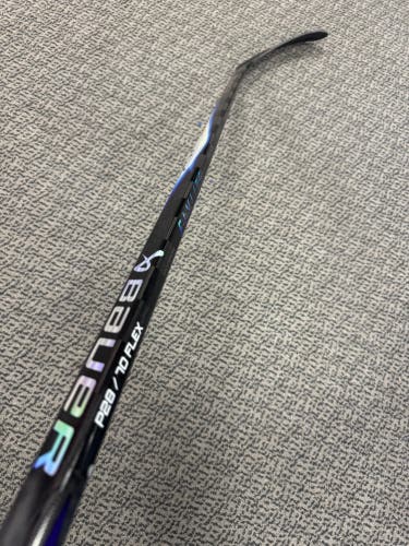 Senior Bauer Vapor Flylite Left Hand Hockey Stick P28 70 Flex (New)