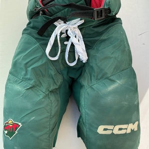 Wild Senior Medium CCM HP45X Hockey Pants Pro Stock (Used) 8165