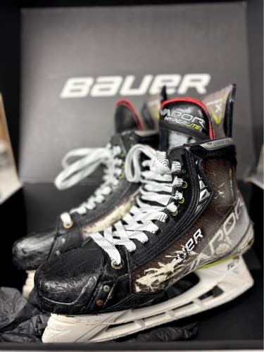 Bauer Vapor Hyperlite Hockey Skates w/ Upgraded Steel - Senior 8 (Good Condition)
