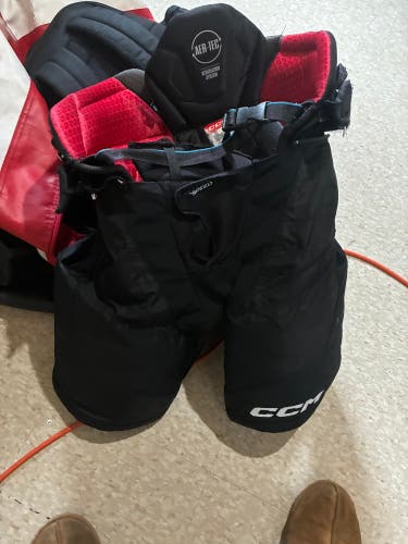 Senior Medium CCM JetSpeed FT6 Hockey Pants (Used)