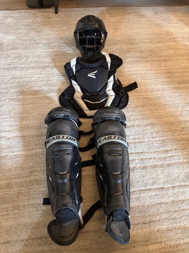 Black Easton Elite x Catcher's Set (Used)