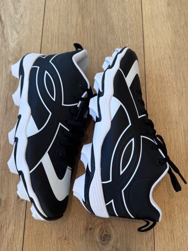 Black Men's Size M 7.5 (W 8.5) Under Armour Leadoff low rm (New)