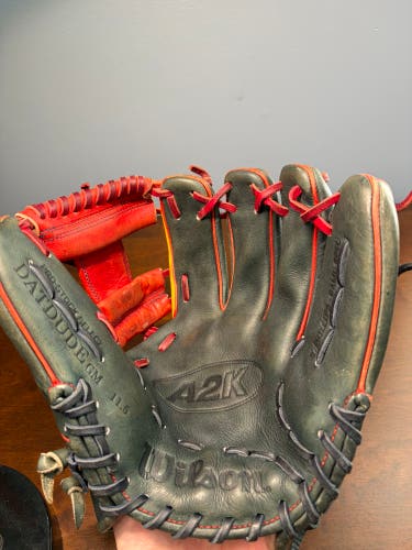 Wilson A2K Datdude RH Infield Baseball Glove 11.5" (Used)