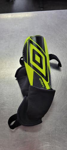 Used Umbro Soccer Shin Guards Adult Yellow MD 11497-S000155410