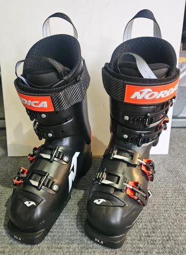 NORDICA DOBERMANN GP 90 SKI BOOT 23.5