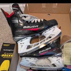 2023 Bauer Vapor X4 Hockey Skates Fit 2 Size 4.5 (Used)