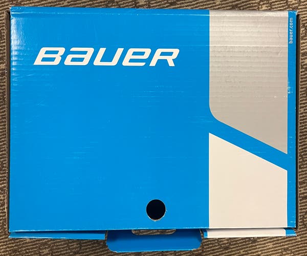 Junior Bauer Supreme M4 Hockey Skates Size 2 Fit EE