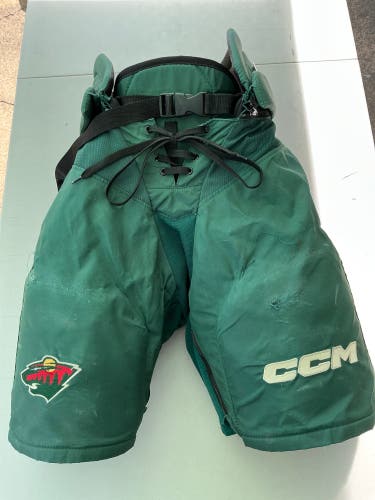 Wild Senior Medium CCM HPTKXP Hockey Pants Pro Stock (Used) 9373