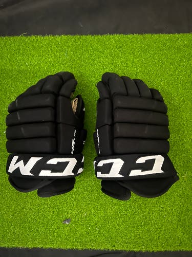 CCM Tacks 4 Roll Gloves 13" (Used)