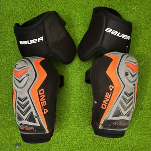 Senior Small Bauer Supreme Elbow Pads (Used)
