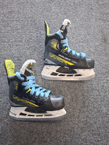(Used) Bauer Vapor X4 Hockey Skates Size: 13 D