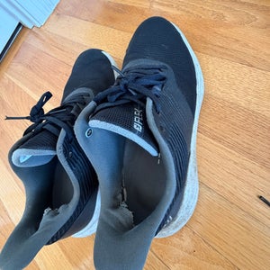 Men's Size M 9.0 (W 10.0) Footjoy Golf Shoes (Used)