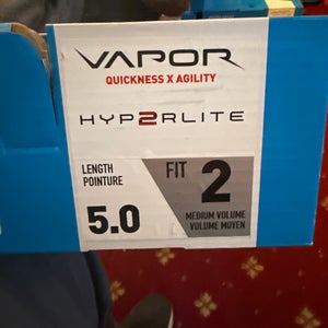 2023 Bauer Vapor Hyperlite 2 Hockey Skates Size 5 (New) *no blades*