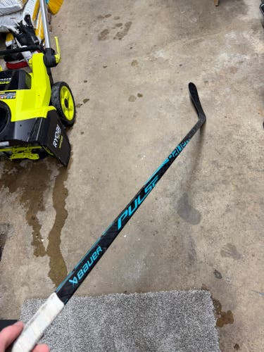 Senior Bauer Pulse Left Hand Hockey Stick P92 87 Flex (Used)
