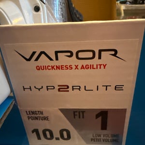 2023 Bauer Vapor Hyperlite 2 Hockey Skates size  10 (New) *no blades*