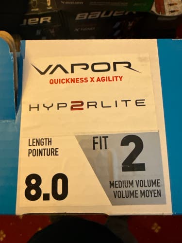 2023 Bauer Vapor Hyperlite 2 Hockey Skates size 8 (New) *no blades*