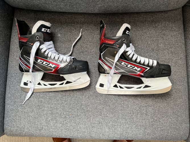 2019 CCM JetSpeed FT2 Hockey Skates Regular Width 8 (New)