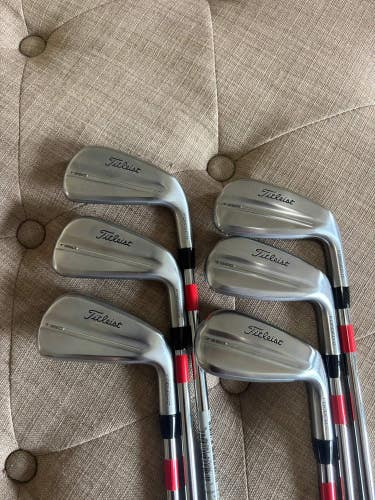 Titleist 2025 T350 Iron Set 5-PW AMT Red Regular Flex Standard MINT