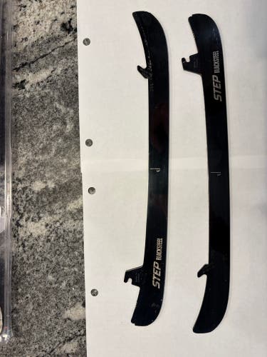 CCM Black Step Steel 295 mm (New)